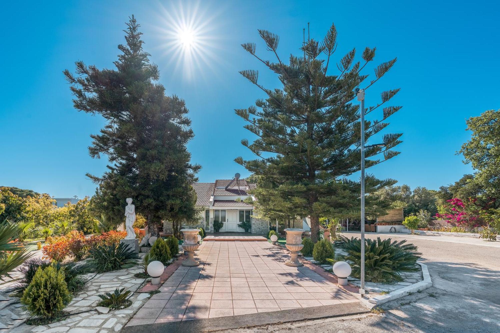 Artzy Villa Rhodes City Exterior photo