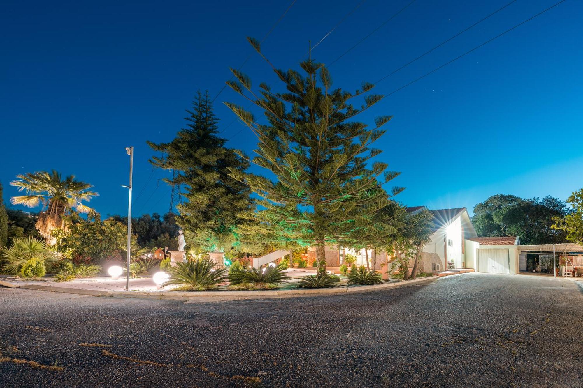 Artzy Villa Rhodes City Exterior photo